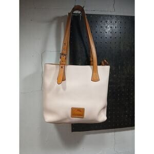 Dooney & Bourke Patterson Leather Hanna Color Light Pink Genuine Leather